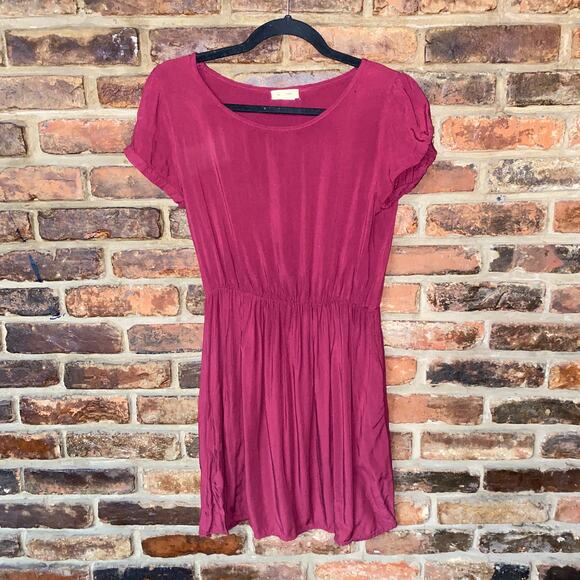 Saint & Noble Maroon Red Rayon Short Sleeve Mini Dress Women's Size Small - Picture 1 of 5